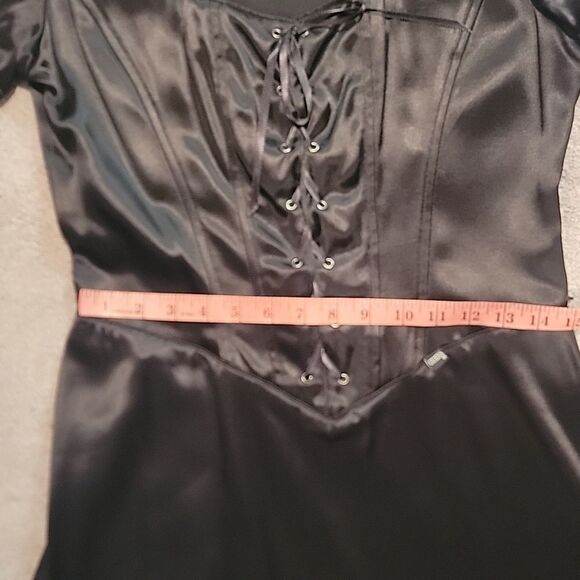 Vintage Guess Black Satin Dress With Lace Up Front. Sz 9 - Picture 6 of 11